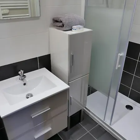 2 Pieces - Croisette Et Plages A 10 Mn A Pieds