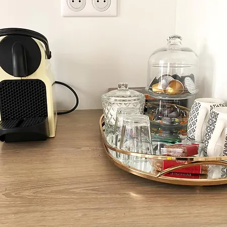 2 Pieces - Croisette Et Plages A 10 Mn A Pieds דירה *